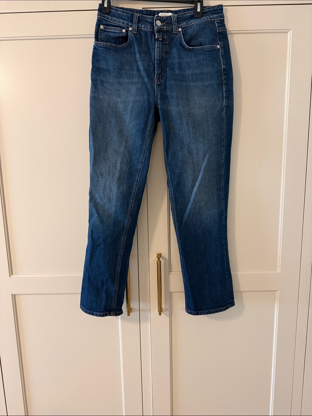 Closed Gloria high rise straight leg jeans in size 29